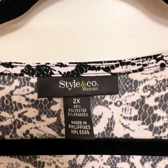 Style & Co Scoop Neck Blouse - Picture 4 of 4